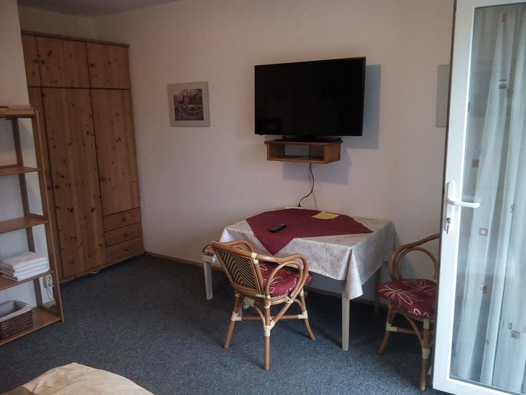Pension Johanne Aurich Exterior photo